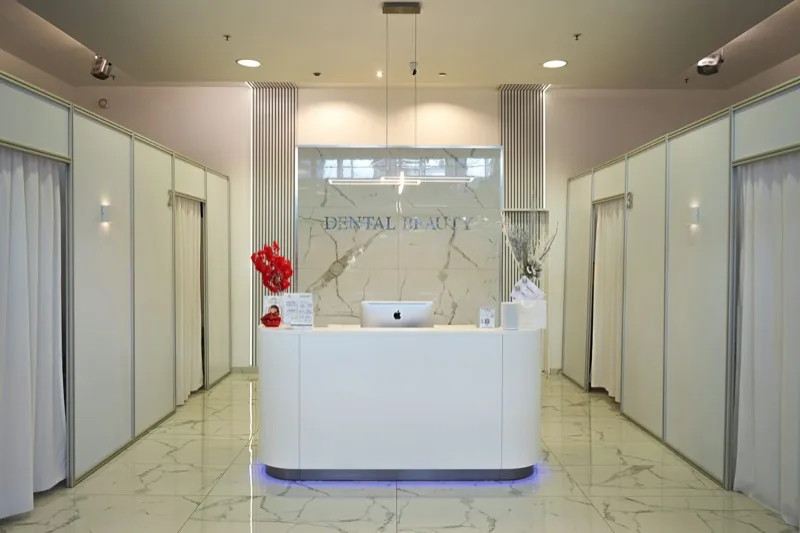 Empfang des Dental Beauty Studios